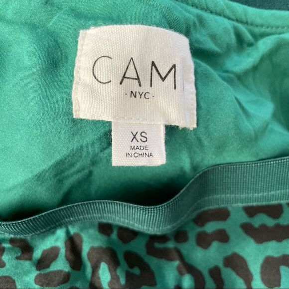 Cami NYC Jessica Emerald Silk Bias Midi Skirt in Emerald Leopard - Picture 4 of 7